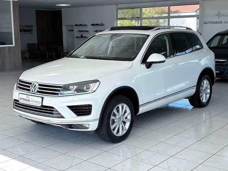 Gebraucht VW Touareg Edition 262 PS (192 kW) 2017 Weiß SUV