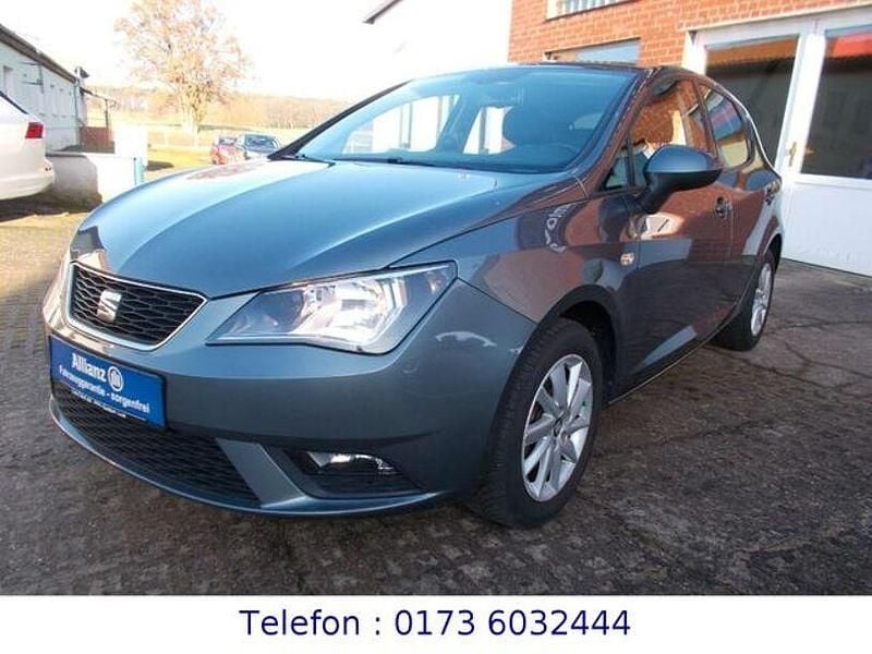 Gebraucht Seat Ibiza Style 130 PS (95 kW) 2015 D grau/monsungrau/pirineos grey (metallic) Limousine