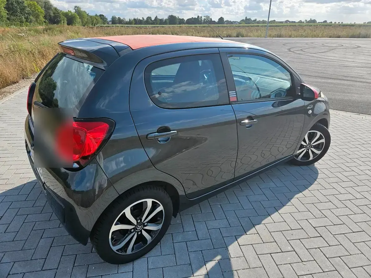 Gebraucht Citroën C1 SELECTION 69 PS (50 kW) 2016 Grau Kleinwagen
