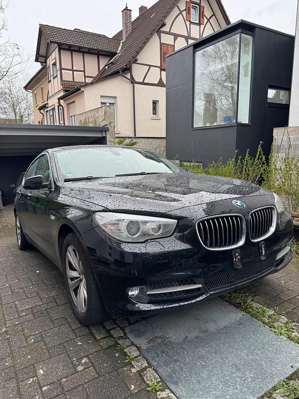 Gebraucht BMW 530 245 PS (180 kW) 2010 Schwarz Limousine