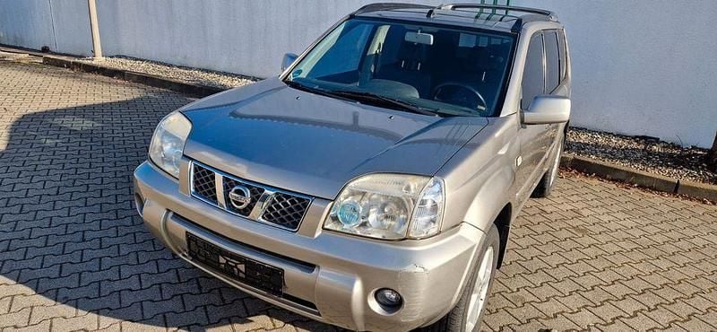 Grau Gebraucht 2006 Nissan X-Trail SUV | 4.400 € (Etwas zu teuer) - Bild 1/4