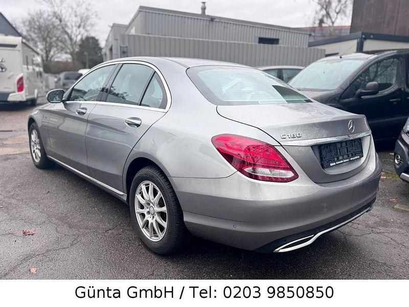 Gebraucht Mercedes C180 Exclusive 158 PS (116 kW) 2015 Silber Limousine