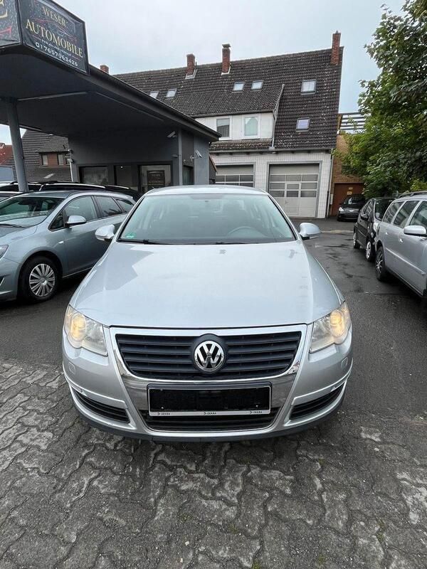 Silber Gebraucht 2007 VW Passat Sportline Limousine | 3.300 € (Fairer Preis) - Bild 1/4