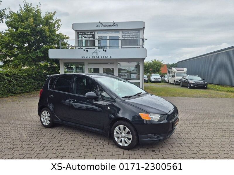 Schwarz Gebraucht 2011 Mitsubishi Colt Inform Limousine | 2.999 € (Etwas zu teuer) - Bild 1/4