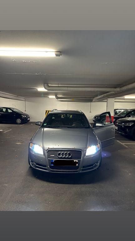 Grau Gebraucht 2006 Audi A4 S-Line Kombi | 5.000 € (Teuer) - Bild 1/4