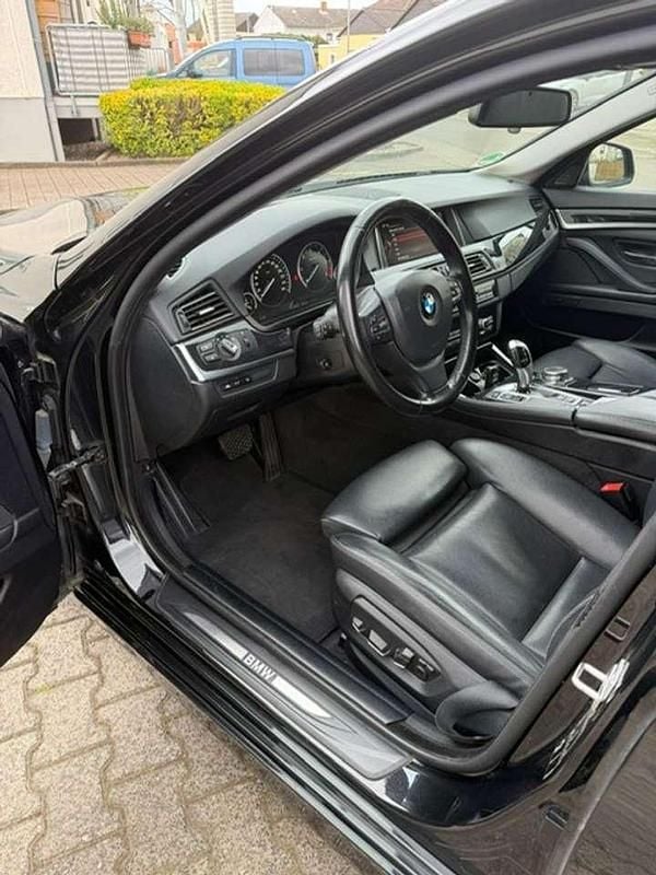 Gebraucht BMW 530 258 PS (189 kW) 2016 Schwarz Kombi