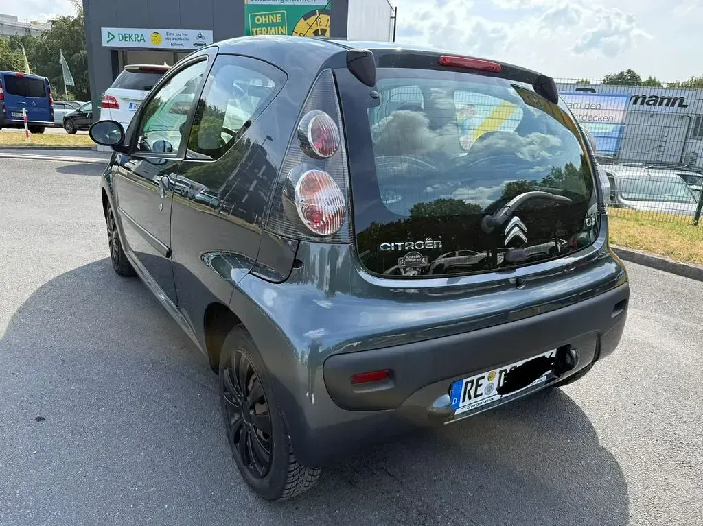 Gebraucht Citroën C1 Advance 68 PS (50 kW) 2012 Grau Kleinwagen