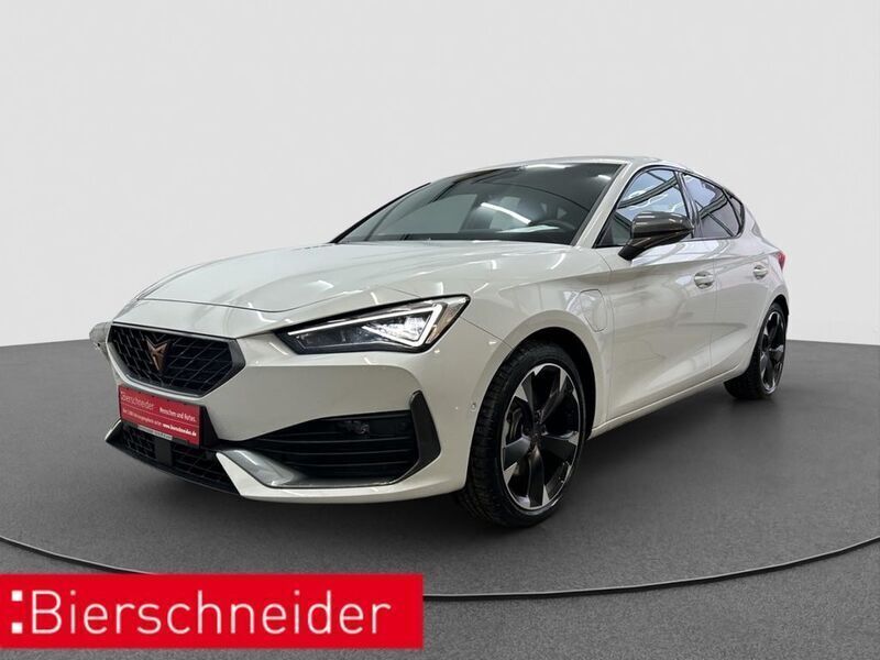 Weiss Gebraucht 2023 Cupra Leon Limousine | 27.990 € (Fairer Preis) - Bild 1/4