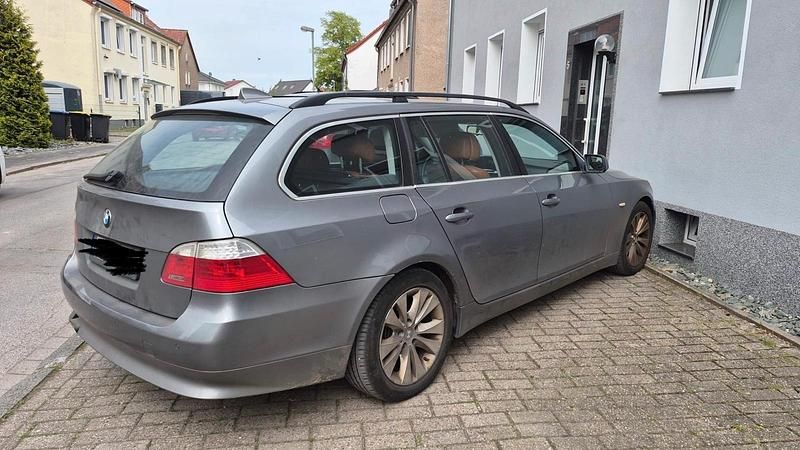 Second-hand BMW 525 197 CP (144 kW) 2008 Gri Break