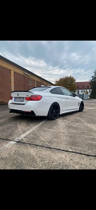 Gebraucht BMW 420 184 PS (135 kW) 2014 Weiß Coupé