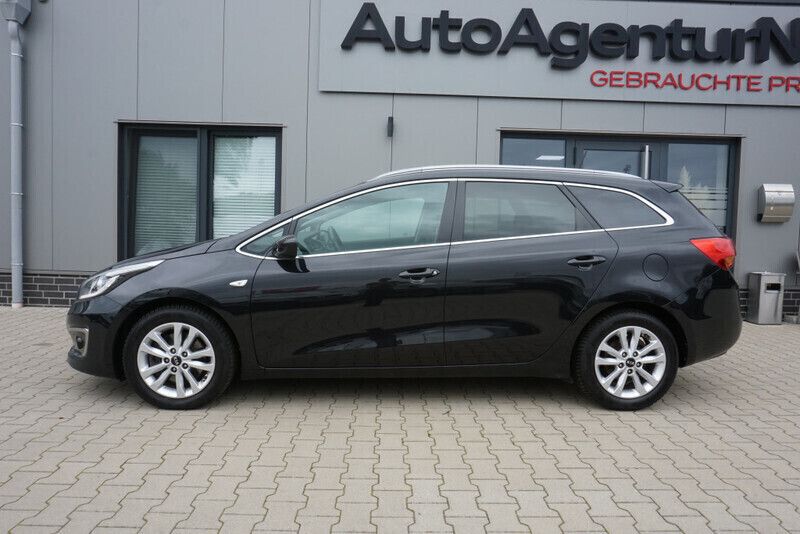 Gebraucht Kia Ceed DREAM-TEAM Edition 136 PS (100 kW) 2016 Schwarz Kleinwagen