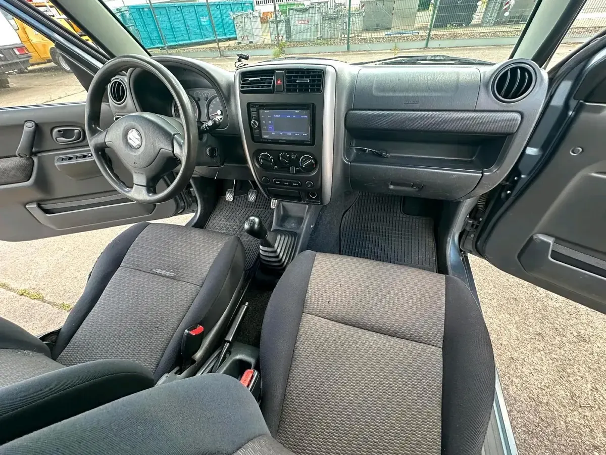 Gebraucht Suzuki Jimny 68 PS (50 kW) 2007 Grau SUV