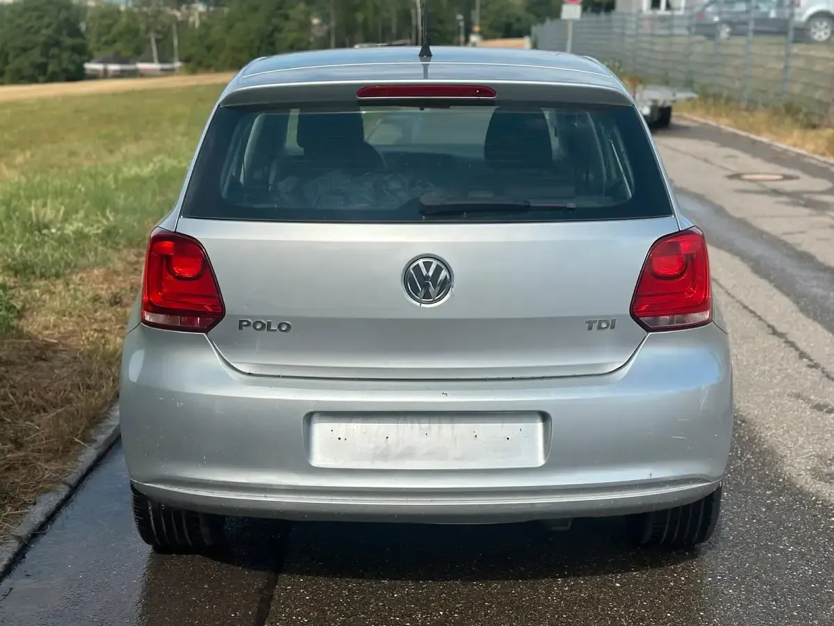 Gebraucht VW Polo 90 PS (66 kW) 2010 Silber Kleinwagen