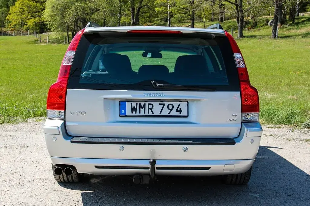 Second-hand Volvo V70 299 CP (219 kW) 2005 Argintiu Break