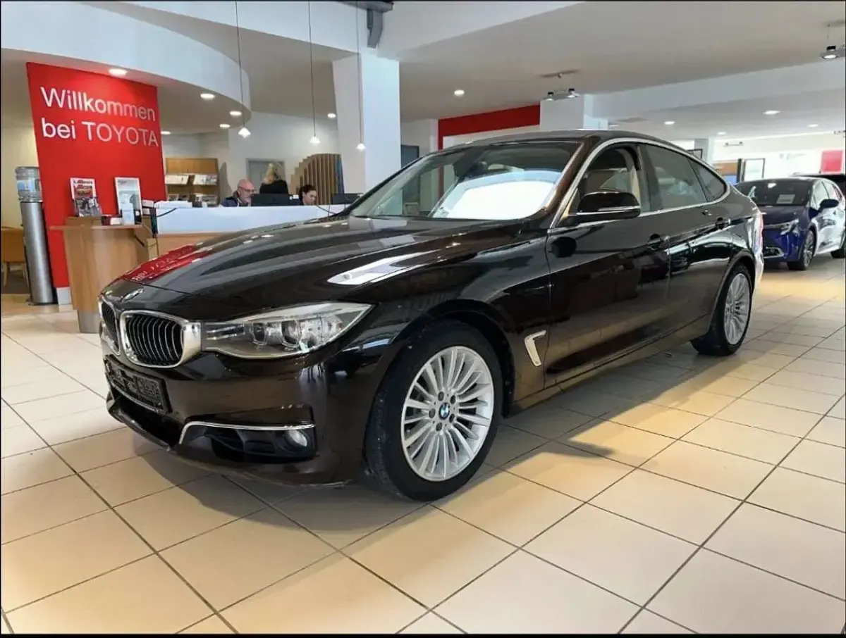 Gebraucht BMW 328 Luxury Line 245 PS (180 kW) 2013 Braun Limousine