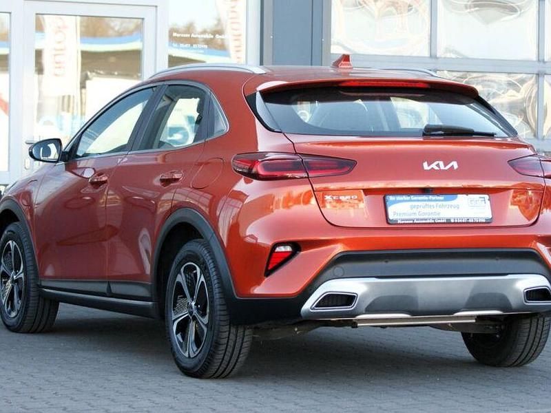 Gebraucht Kia XCeed Vision 141 PS (103 kW) 2022 Orange SUV