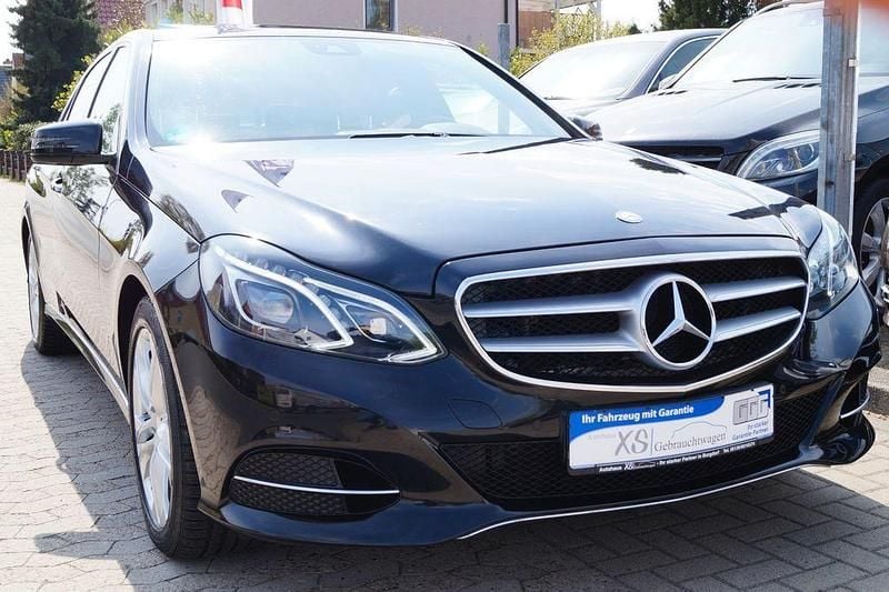 Gebraucht Mercedes E350 Avantgarde 252 PS (185 kW) 2013 Schwarz Limousine