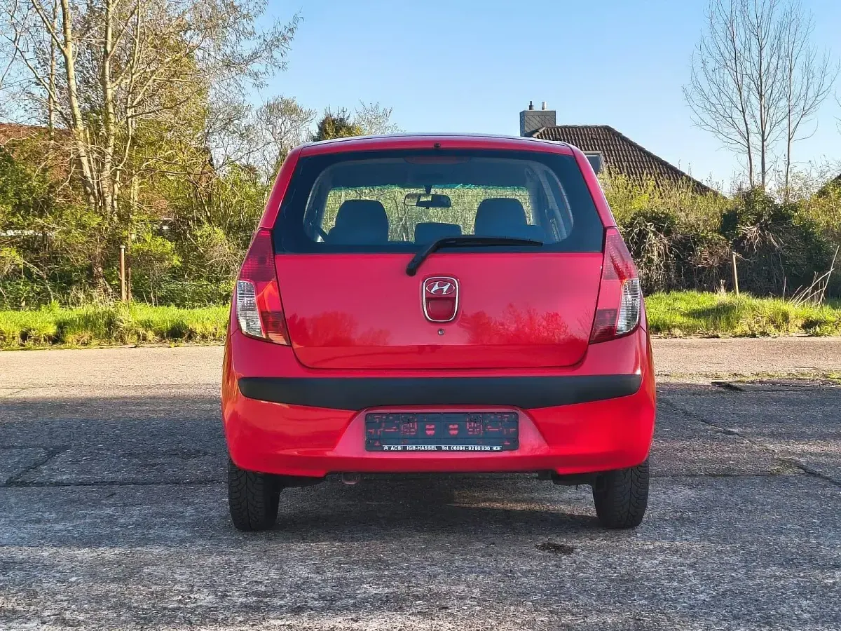 Gebraucht Hyundai i10 Edition+ 67 PS (49 kW) 2010 Rot Kleinwagen