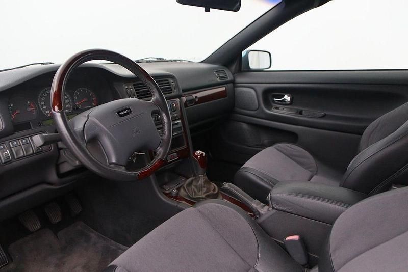 Gebraucht Volvo C70 163 PS (119 kW) 2000 Grün Cabrio