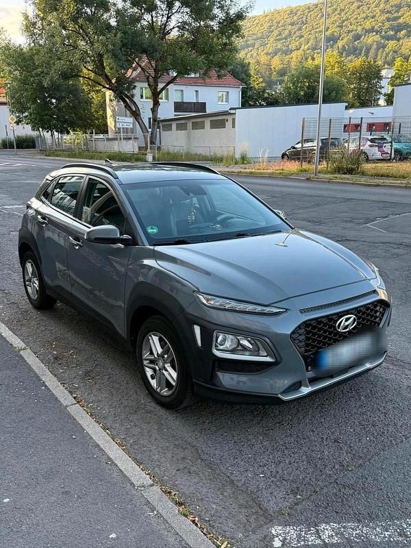 Grau Gebraucht 2019 Hyundai Kona SUV | 9.500 € (Superpreis) - Bild 1/4