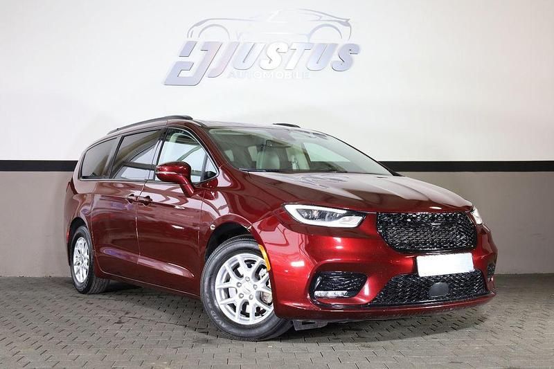 Gebraucht Chrysler Pacifica Touring 287 PS (211 kW) 2021 Rot Kombi