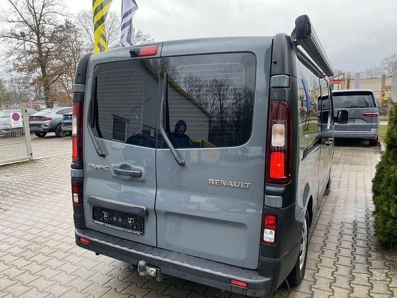 Gebraucht Renault Trafic 145 PS (106 kW) 2021 Grau Van / Kleinbus