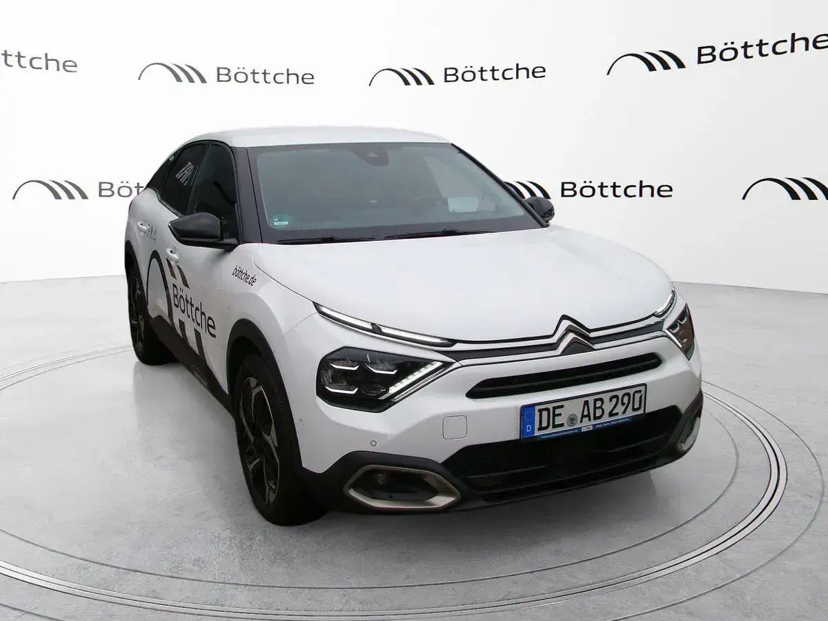 Gebraucht Citroën C4 Feel 131 PS (96 kW) 2021 Lack weiss banquise/typ aussenverkleidung spiegel flach standard Limousine