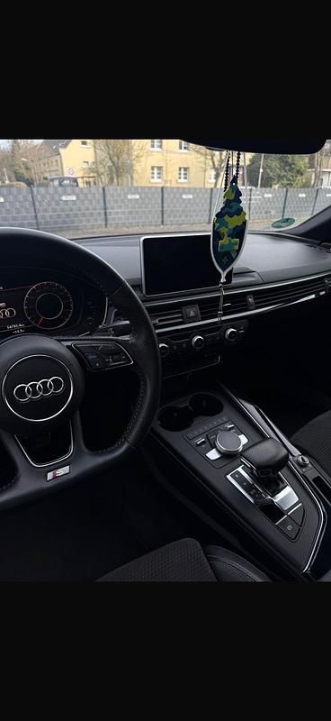 Gebraucht Audi A5 190 PS (139 kW) 2019 Schwarz Coupé