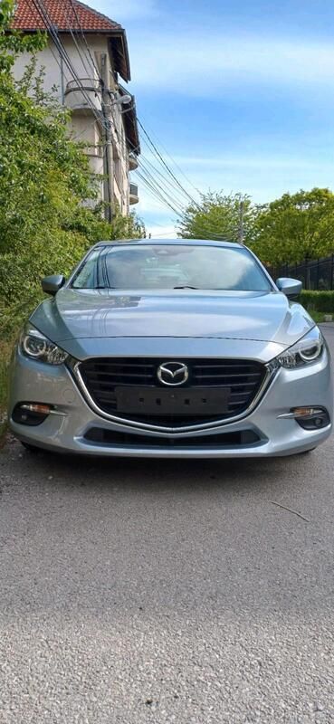 Silber Gebraucht 2018 Mazda 3 Limousine | 13.500 € (Fairer Preis) - Bild 1/4