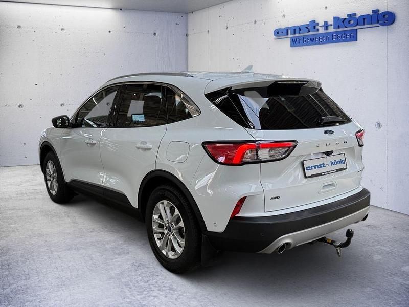 Gebraucht Ford Kuga Titanium 190 PS (139 kW) 2020 Weiß SUV