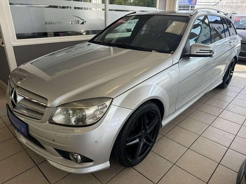 Gebraucht Mercedes C250 204 PS (150 kW) 2010 Reflex silber Kombi