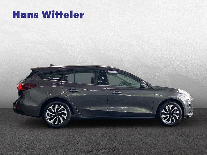 Gebraucht Ford Focus Titanium 155 PS (114 kW) 2026 Grau Limousine