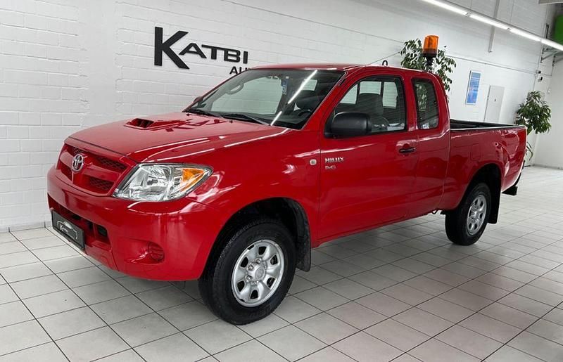 Gebraucht Toyota HiLux 120 PS (88 kW) 2008 Rot Abholung