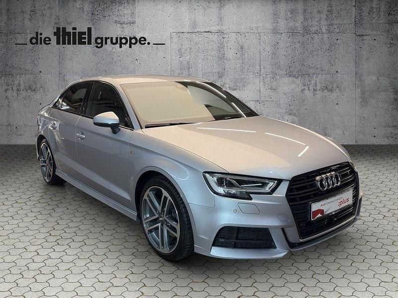 Gebraucht Audi A3 S-Line 150 PS (110 kW) 2019 Silber Limousine