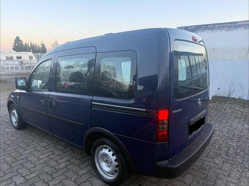 Gebraucht Opel Combo 90 PS (66 kW) 2007 Blau Van / Kleinbus