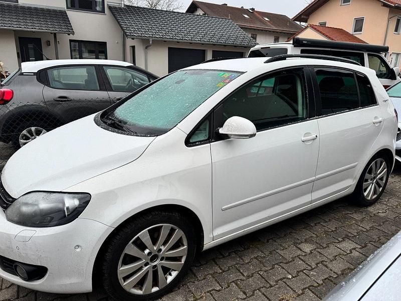 Gebraucht VW Golf VI Team 160 PS (117 kW) 2010 Candyweiß Kleinwagen
