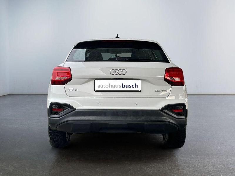 Gebraucht Audi Q2 Advanced 116 PS (85 kW) 2022 Weiß SUV
