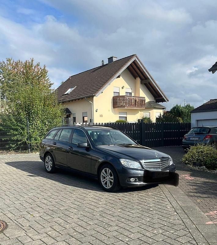 Gebraucht 2009 Mercedes C200 Kombi | 11.500 € (Teuer) - Bild 1/4