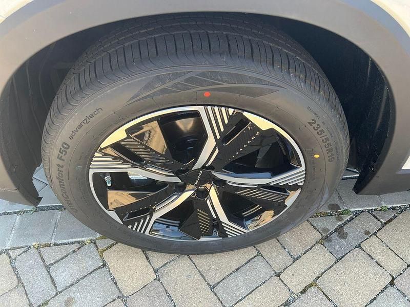 Neu Baic X75 177 PS (130 kW) 2025 Schwarz SUV