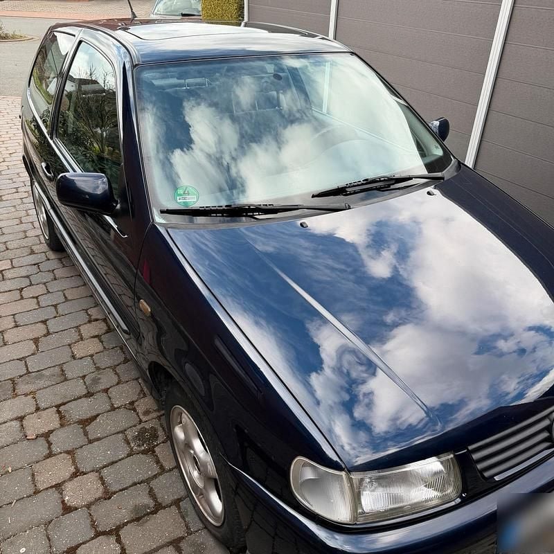 Gebraucht VW Polo 75 PS (55 kW) 1998 Blau Kleinwagen