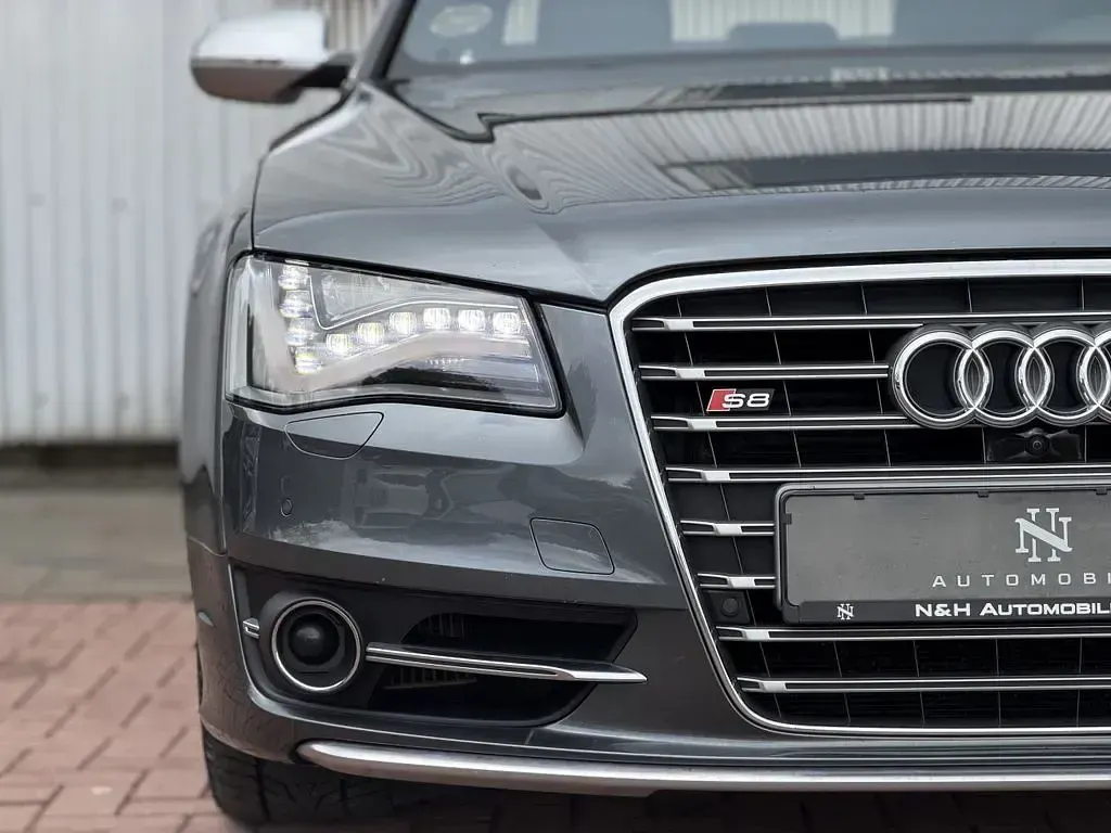 Gebraucht Audi S8 Ambiente 519 PS (381 kW) 2013 Daytonagrau perleffekt Limousine