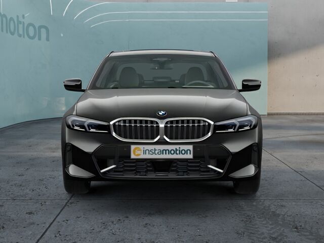Gebraucht BMW 330 245 PS (180 kW) 2024 Schwarz Limousine