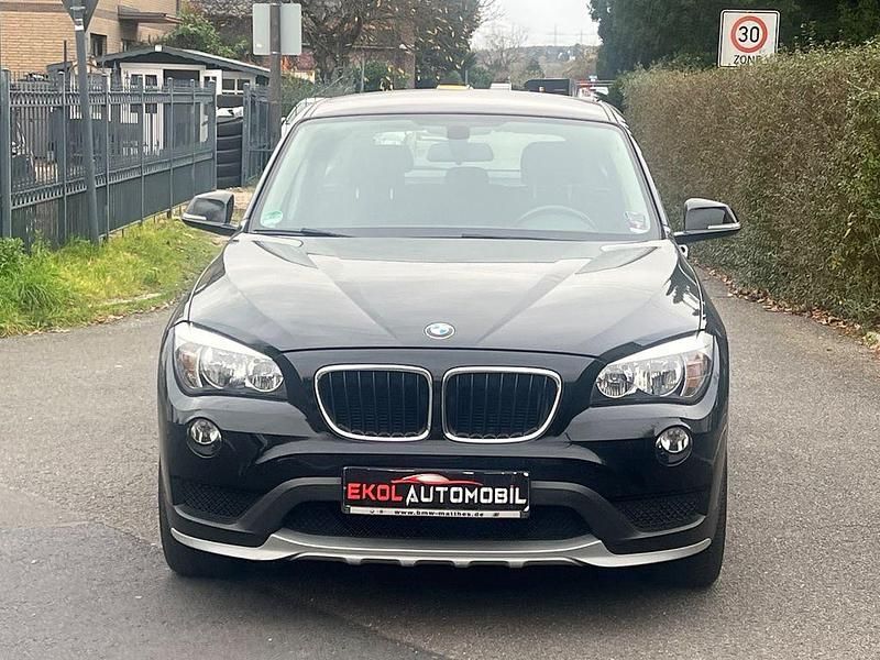 Schwarz Gebraucht 2014 BMW X1 SUV | 6.595 € (Superpreis) - Bild 1/4