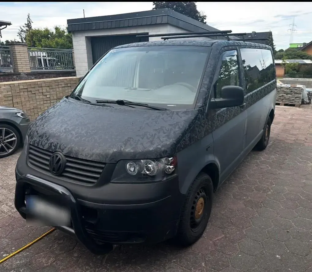 Gebraucht VW Caravelle 131 PS (96 kW) 2006 Schwarz Van