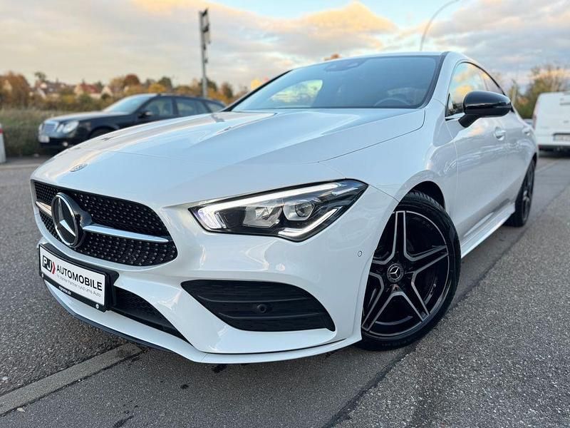 Silber Gebraucht 2021 Mercedes CLA200 AMG line Limousine | 30.499 € (Fairer Preis) - Bild 1/4