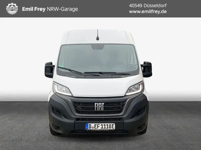 Weiss Gebraucht 2023 Fiat E-Ducato Limousine | 48.550 € - Bild 1/3