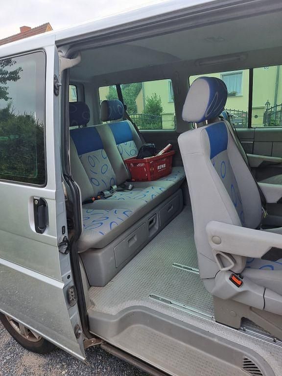 Gebraucht VW Multivan 102 PS (75 kW) 2001 Silber Van / Kleinbus