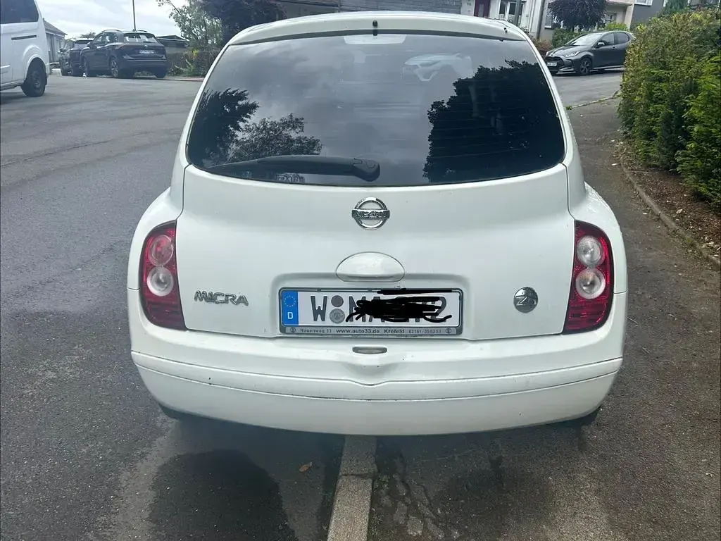 Gebraucht Nissan Micra 65 PS (47 kW) 2009 Weiß Limousine