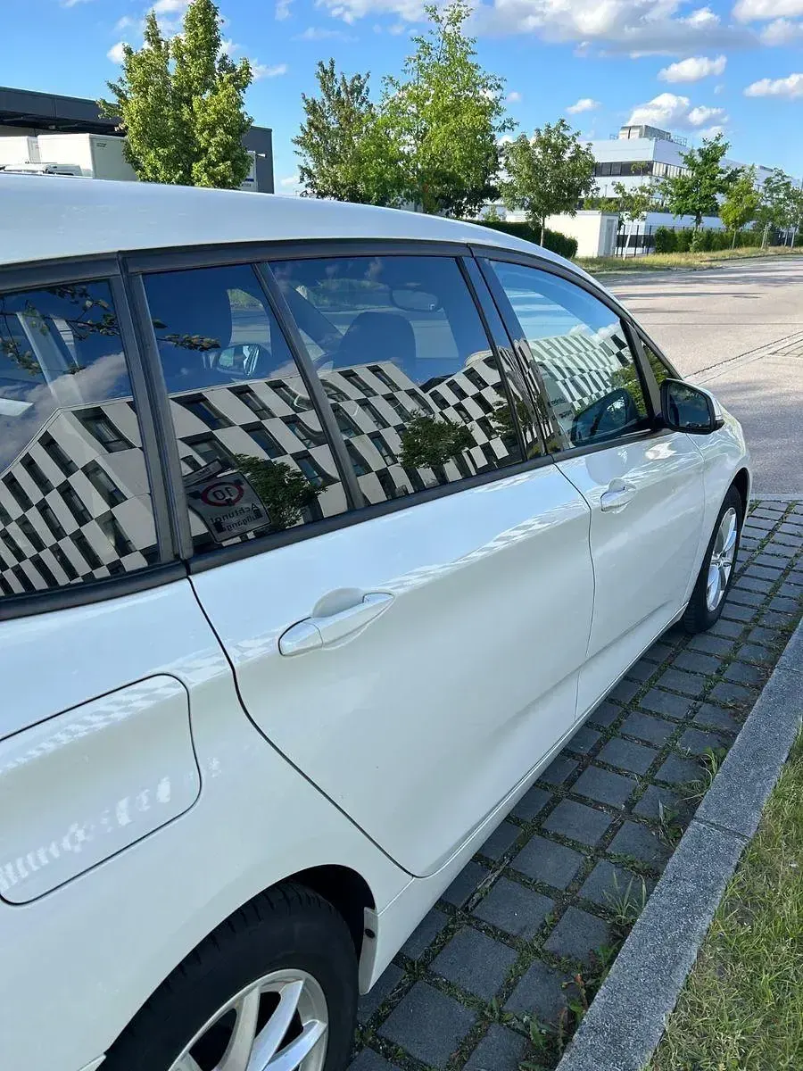 Gebraucht BMW 216 Gran Tourer 116 PS (85 kW) 2016 Weiß Van / Kleinbus