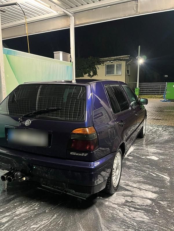 Gebraucht VW Golf III 75 PS (55 kW) 1997 Blau Limousine